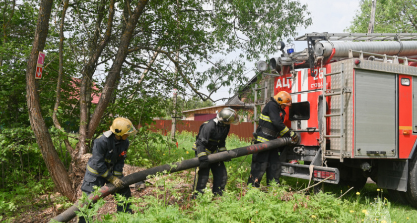 На каждом 10-м пожаре во Владимирской области спасатели не могут быстро справиться с огнем