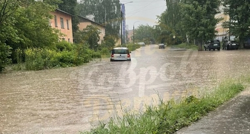 Фото к статье: В Коврове появилось "море": город оказался затоплен