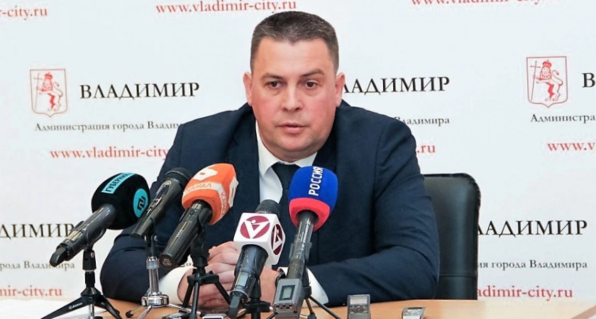 Фото к статье: На большой пресс-конференции Дмитрий Наумов озвучил планы по развитию города
