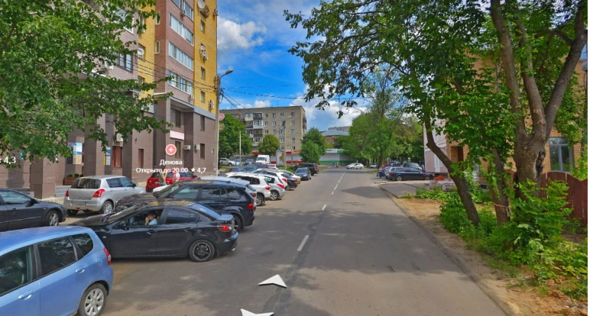 Фото к статье: На улице Сакко и Ванцетти запретят парковаться