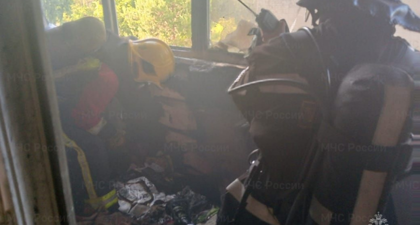 Во Владимире горящий балкон вынудил эвакуироваться жильцов многоэтажки