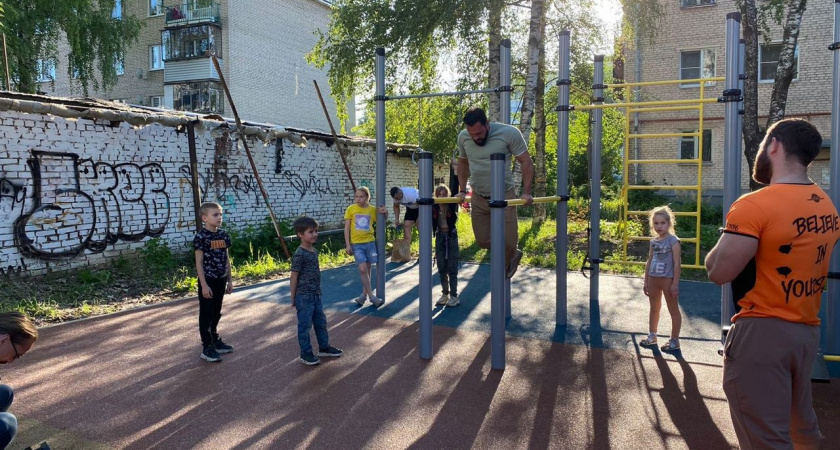 Депутат «Единой России» Роман Мусихин открыл площадку для воркаута во Владимире