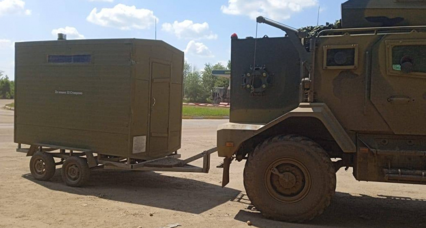 Владимирским бойцам в зону СВО отправили еще одну баню на колесах