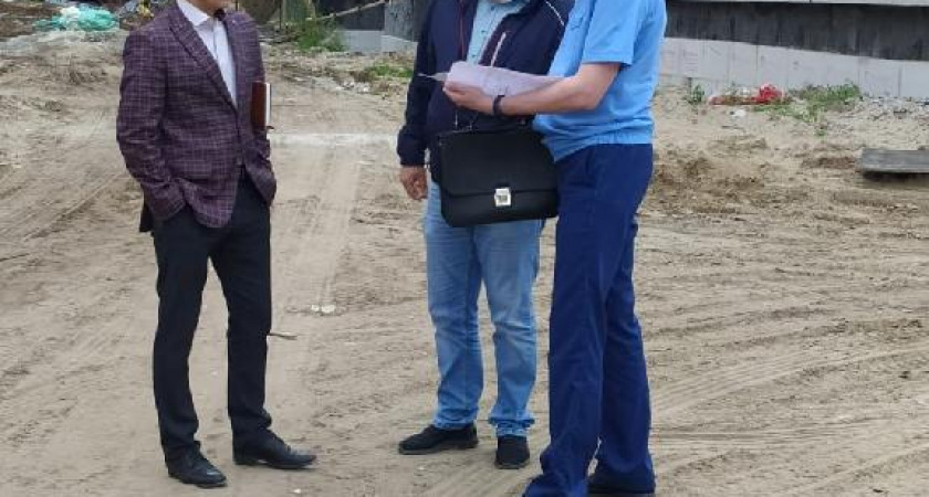 В Покрове подрядчику начислили более 950 тысяч рублей пени за срыв строительства школы