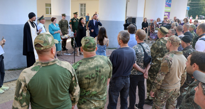 Из Владимирской области в зону СВО отправились 34 добровольца