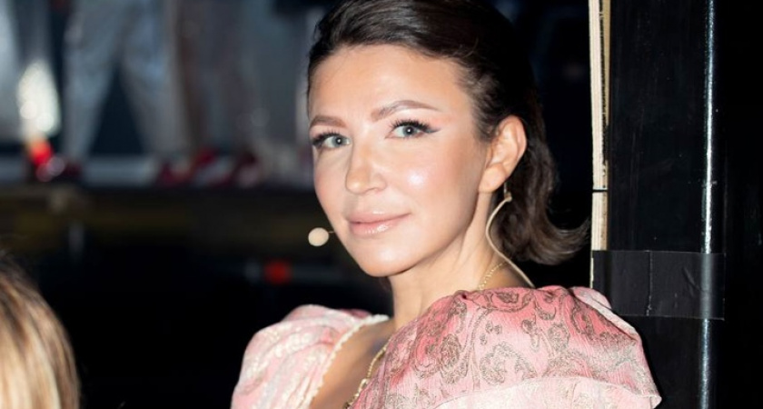 Суд наложил арест на имущество скандального блогера и инфоцыганки Елены Блиновской