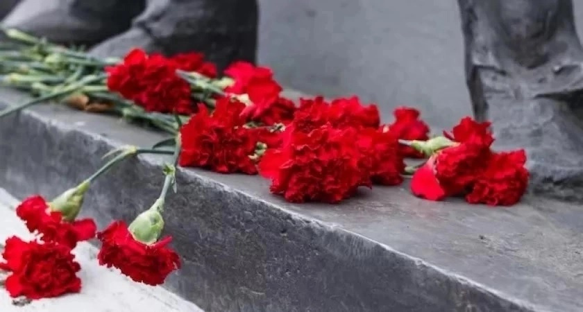 В Покрове простились с 44-летним многодетным отцом и участником СВО