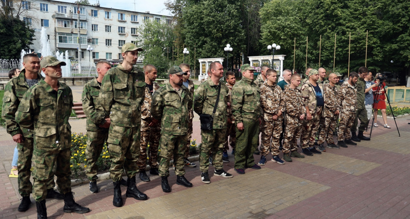 Еще более 20 контрактников из Владимирской области отправятся в зону СВО