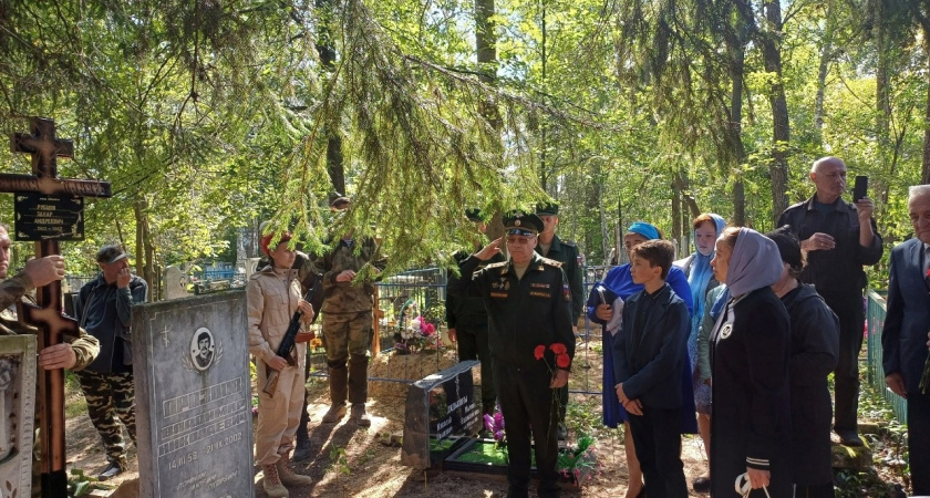 В Гусь-Хрустальном районе упокоили останки героя Великой Отечественной войны