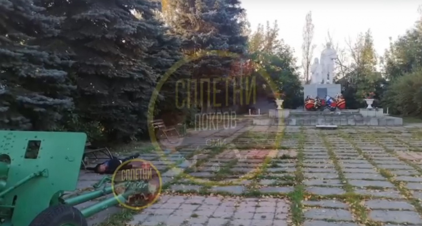 В Покрове в мемориальном парке обнаружили труп мужчины