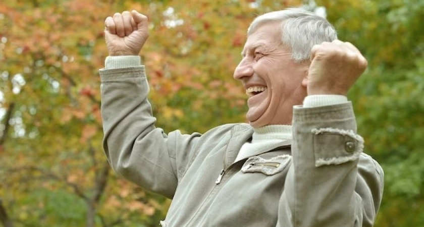 Предпенсионеры светятся от счастья, ведь решение уже принято: пенсионный возраст сократят на 5 лет