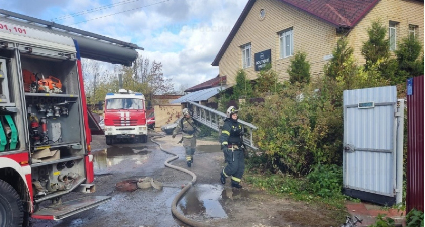 Во Владимире загорелся частный жилой дом