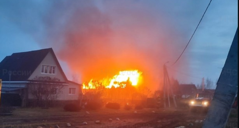 В Юрьев-Польском селе сгорел большой частный дом