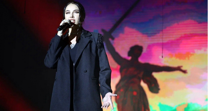 Гран-при фестиваля патриотической песни «Хранители Страны Великой» завоевала девушка из Вязников