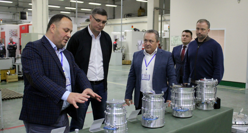 Губернатору Авдееву показали владимирский завод, который от санкций только выиграл