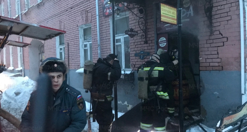 В центре Владимира вспыхнул магазин "Боярский мед"