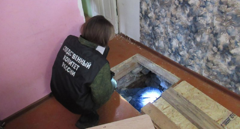 В доме в Петушках обнаружили завернутое в покрывало тело пенсионерки
