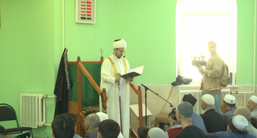 Мусульмане Владимира отмечают Ураза-Байрам