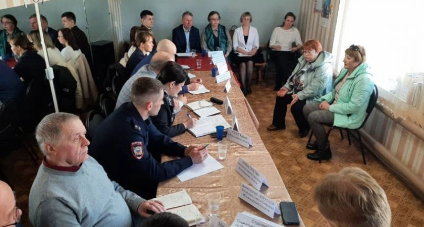 Фото к статье: Во Владимирской области продолжают оказывать юридическую помощь по проекту «Правовой поезд»