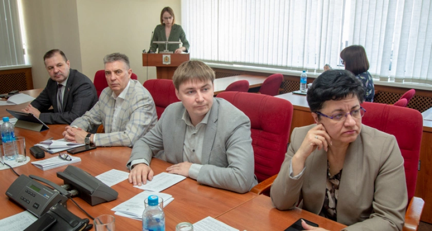 Фото к статье: Депутаты поставили школьному питанию во Владимирской области «твёрдую четвёрку»