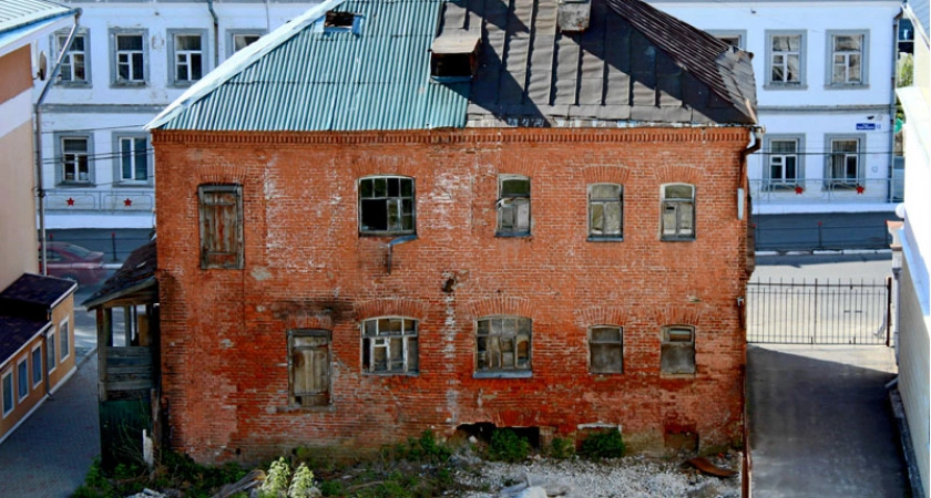 Фото к статье: Во Владимире расселили дом-ровесник революции