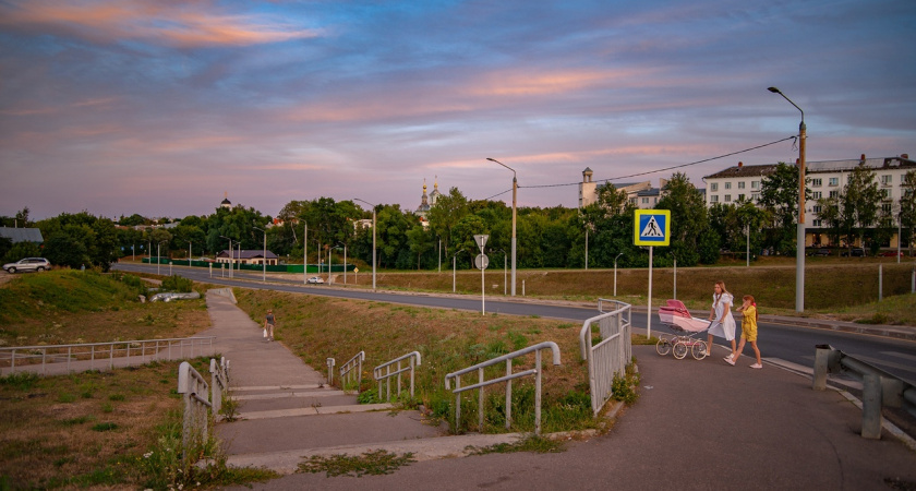 Машины для участников СВО и штрафы в сфере ЖКХ: законы и нововведения начала лета
