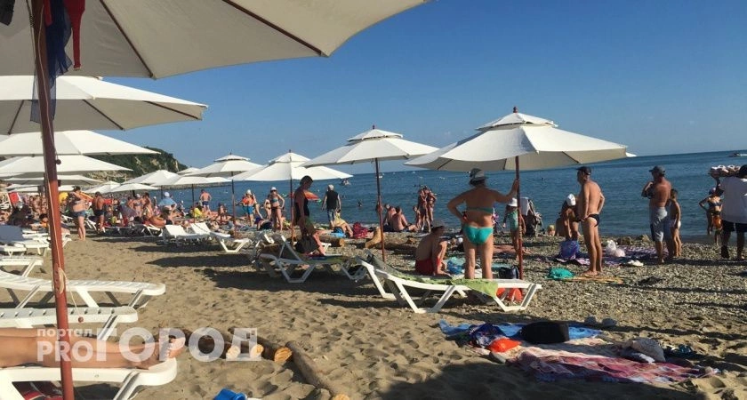 Туристам запрещено ходить на пляжи в Турции: грозятся штрафом в 12 тысяч долларов