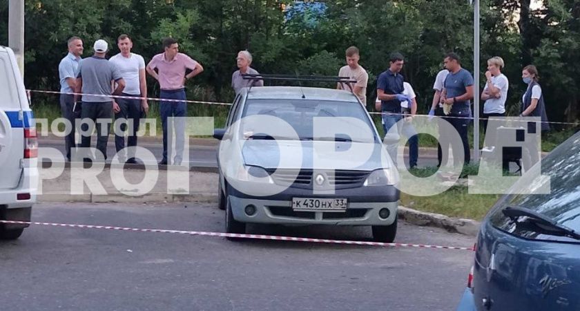 Во Владимире в микрорайоне Веризино в багажнике "Логана" нашли труп мужчины