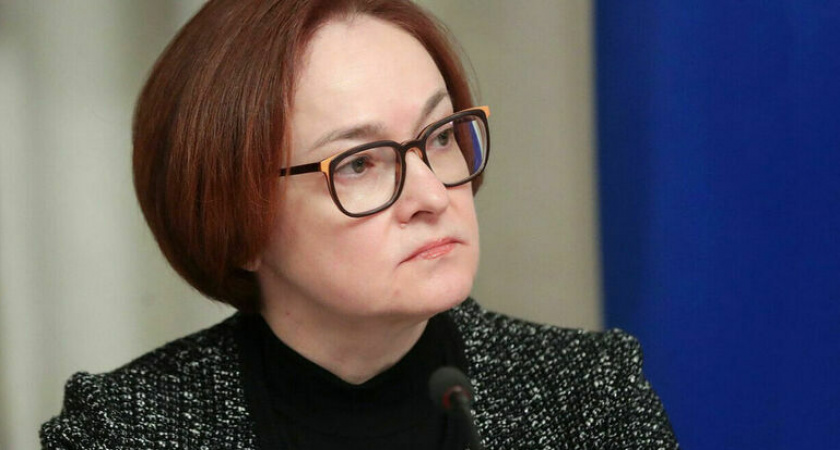 "У нас нет выхода, держитесь": глава Центробанка предупредила россиян, имеющих вклады и кредиты