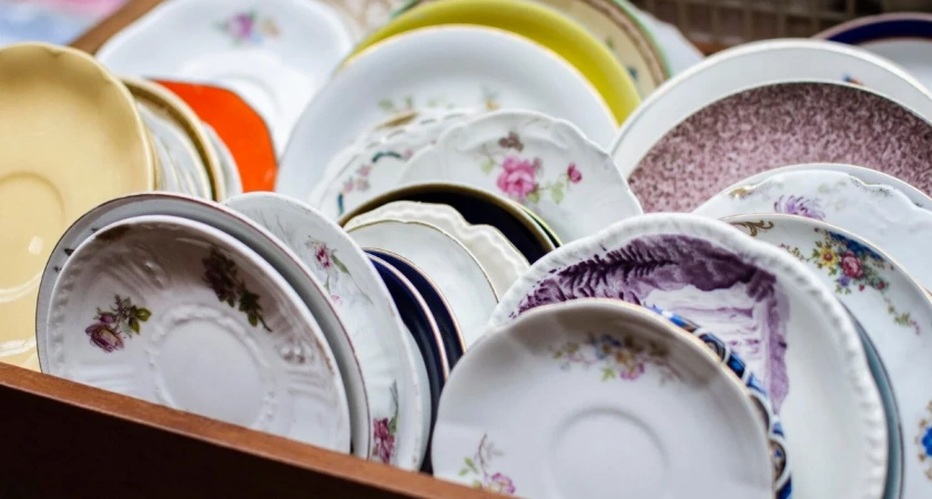 "Миллионы пылятся на антресолях": эта посуда времен СССР поможет обогатиться - есть в каждом доме