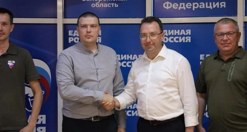 Дмитрий Лызлов и Дмитрий Рожков посетили Штаб общественной поддержки «Единой России» в городе Мелитополе
