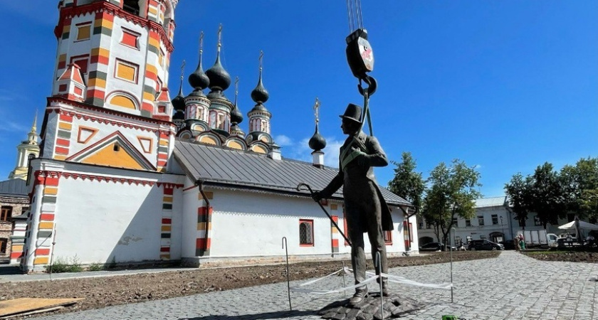 Известный актер и телеведущий Александр Олешко откроет памятник Бальзаминову в Суздале