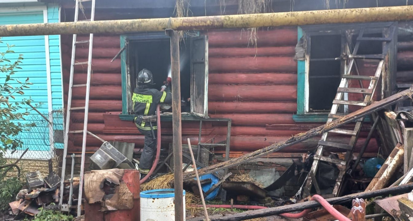 Два пенсионера сгорели заживо в своем доме в Юрьев-Польском районе 