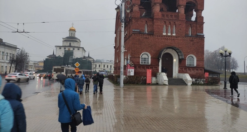 Фото к статье: Россияне перейдут на новое расписание этой осенью: теперь суббота станет рабочей