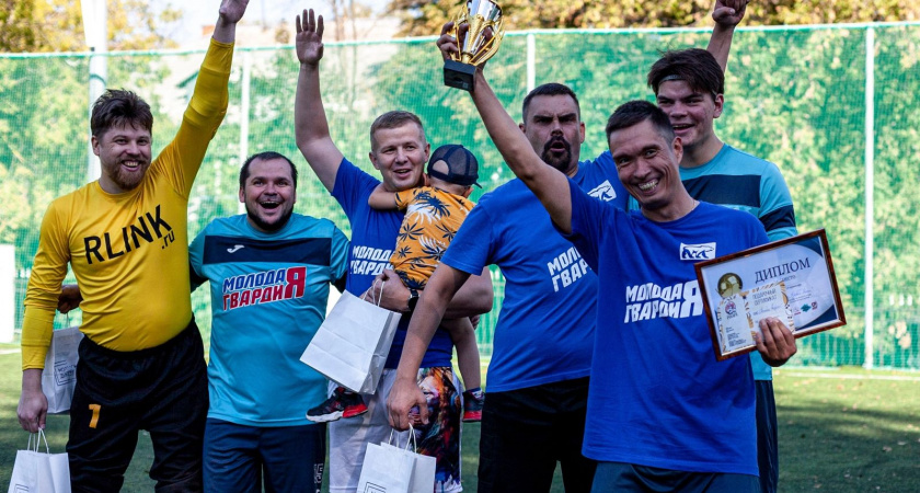 Команда МГЕР победила в футбольном турнире молодежных крыльев политических партий во Владимирской области 