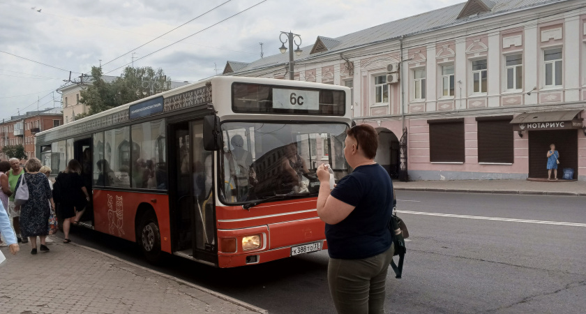 Эти пять привычек в общественном транспорте кричат о низком интеллекте человека