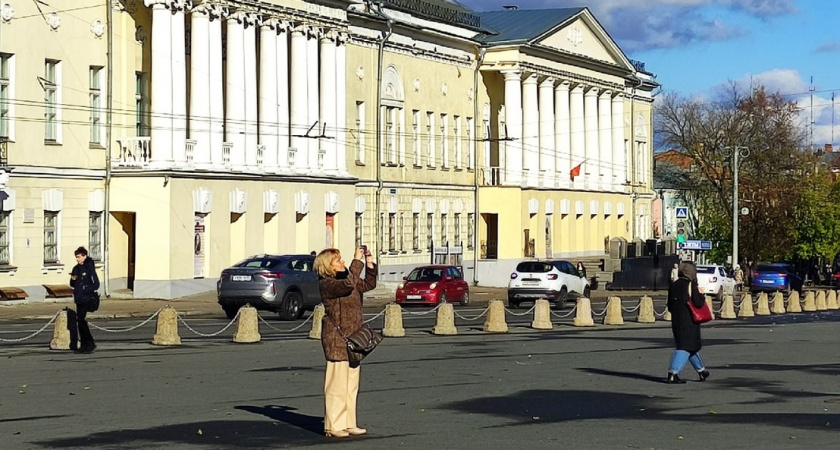 "Хоть волком вой": Глоба назвала 3 знака Зодиака, к которым беда не придет одна