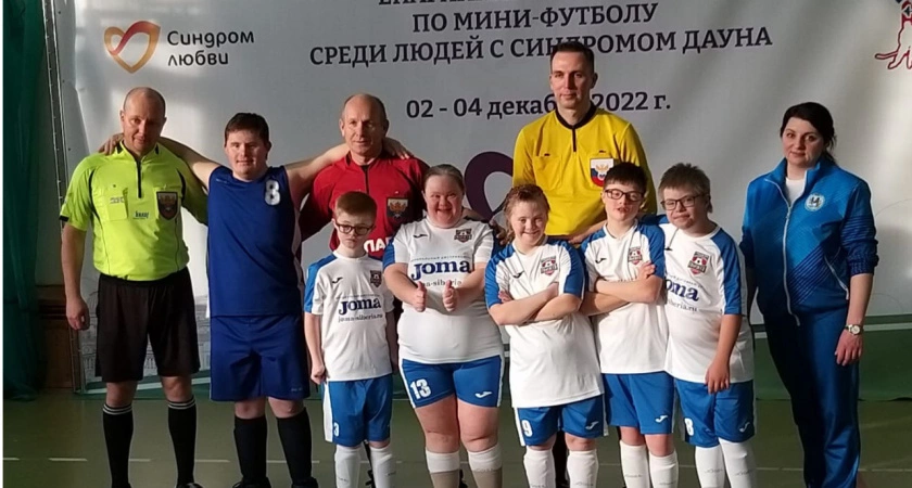 Фото к статье: "Для наших детей футбол - глоток воздуха": во Владимире пытаются возобновить занятия футболом с детьми с синдром Дауна