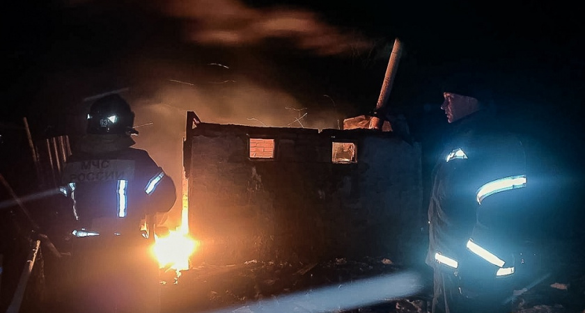 Во Владимирской области пожар уничтожил баню