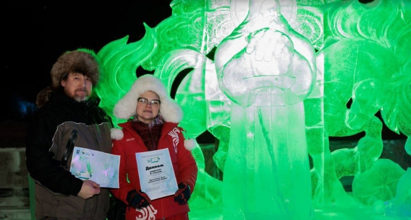 В Ямало-Ненецком автономном округе создали ледяную скульптуру Ильи Муромца
