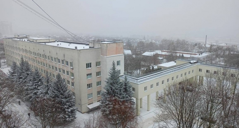 В Городской клинической больнице №5 Владимира открыли отапливаемый надземный переход