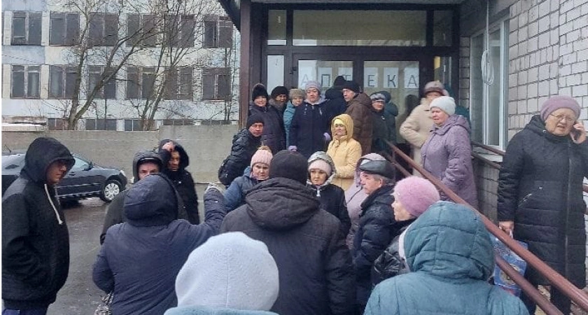 Фото к статье: Гусевчане, которым не дают льготные лекарства, в знак протеста готовы перекрыть федеральную трассу