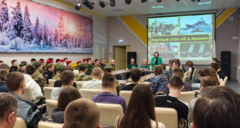 В Вязниках вручили медаль общественного признания «Отец солдата»