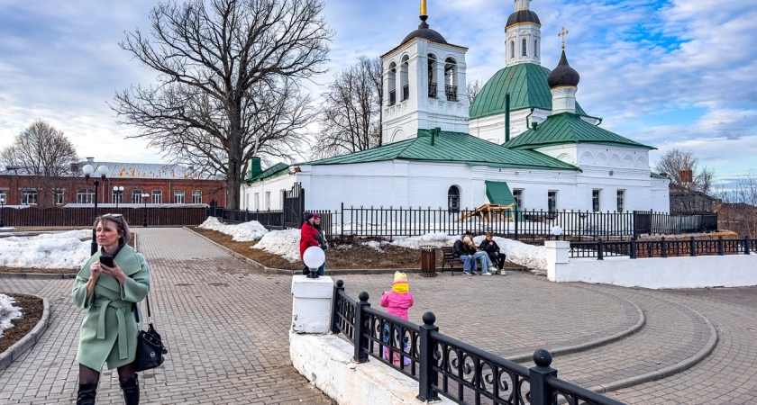 Фото к статье:  "Приятный сюрприз от погоды": синоптик Евгений Тишковец прогнозирует апрельское тепло в марте