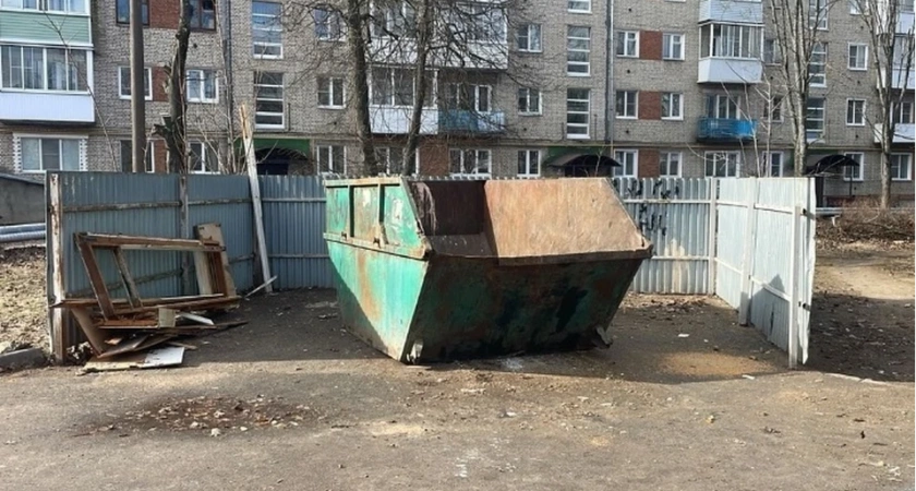 Жители Киржача обратились в прокуратуру из-за грязных контейнерных площадок