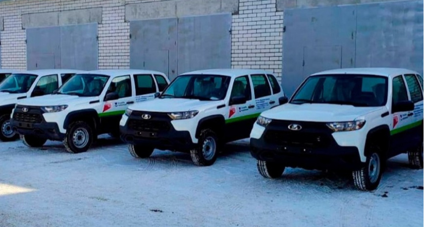 В Гусь-Хрустальную ЦРБ привезли 2 новых автомобиля