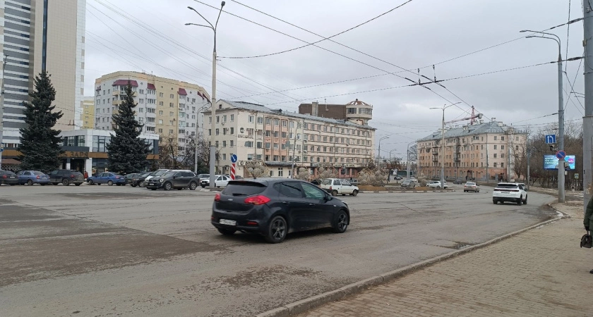 Фото к статье: В автошколе раскрыли правило "2 секунд", которым пользуются опытные водители - в чем оно заключается