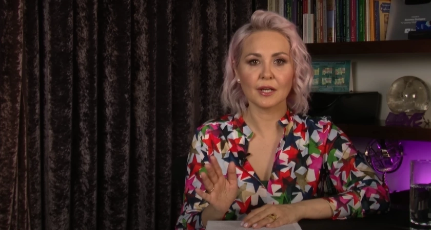 Фото к статье: "Кому везет, тому и петух снесет": Володина назвала 5 знаков Зодиака, которых ждет невероятный успех во всем
