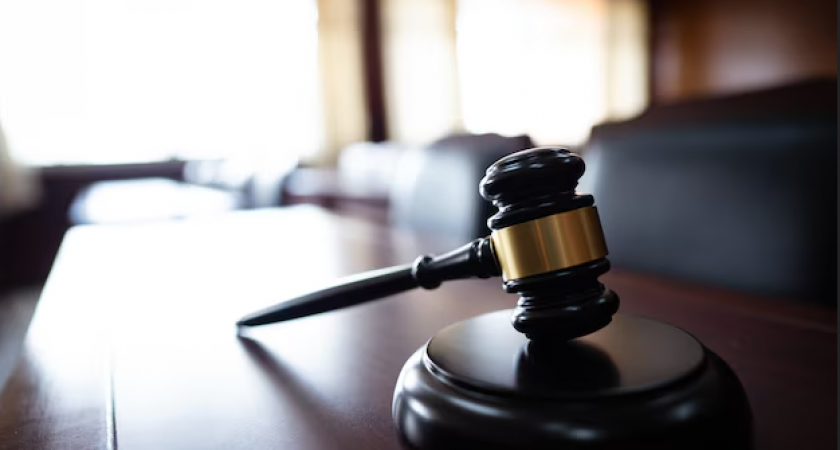 Суд приговорил мужчину к семи годам колонии строгого режима за избиение матери
