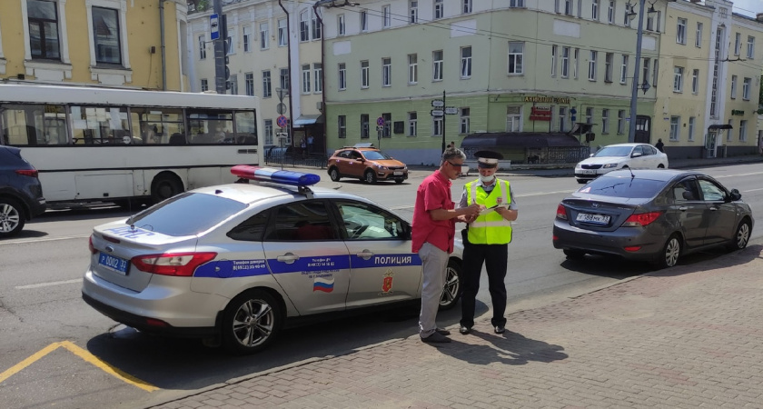 Как правильно общаться с ГАИ: названы запретные фразы, которые усложнят ваше положение